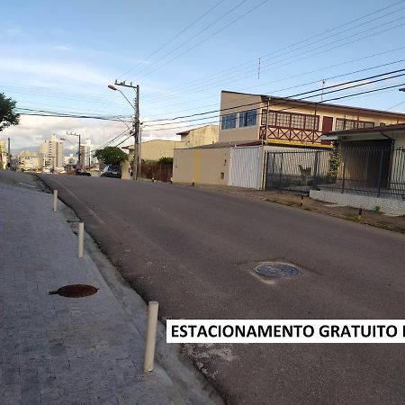 Loft Encantador B - 8 Km De Floripa サン・ジョゼ エクステリア 写真